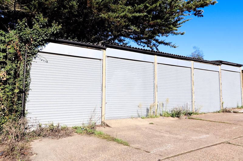 1 – 16 Tennyson Drive, Basildon