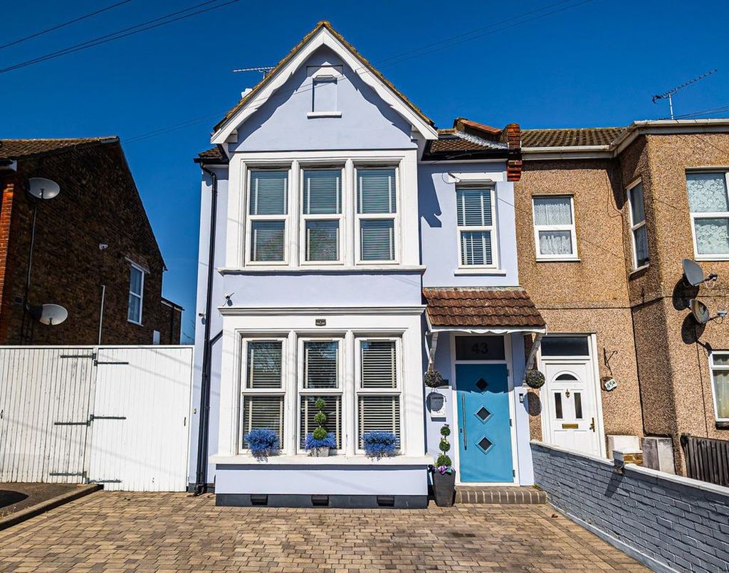Ambleside Drive, Southend-On-Sea