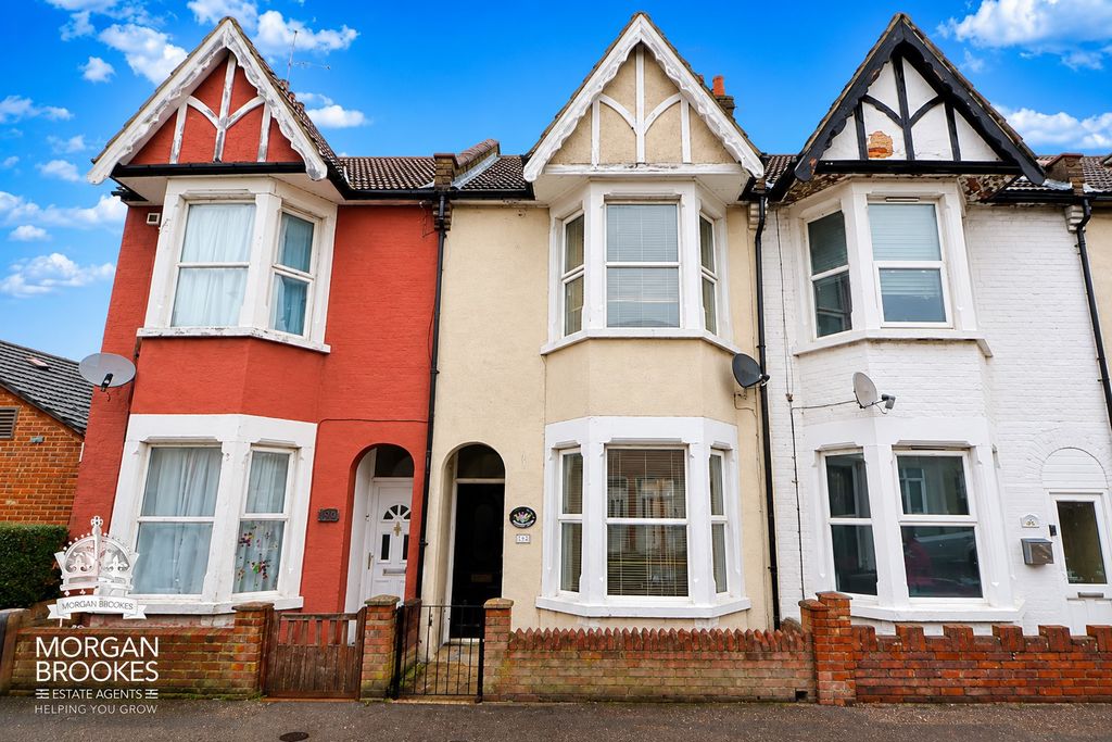 Fairfax Drive, Westcliff-On-Sea