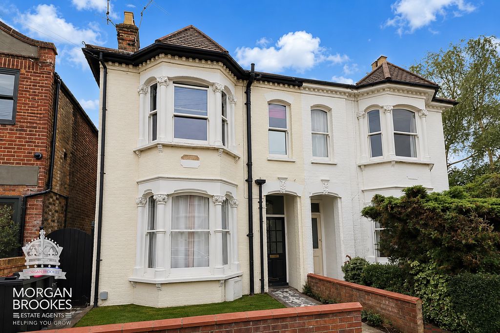 Victoria Road, Leigh-On-Sea